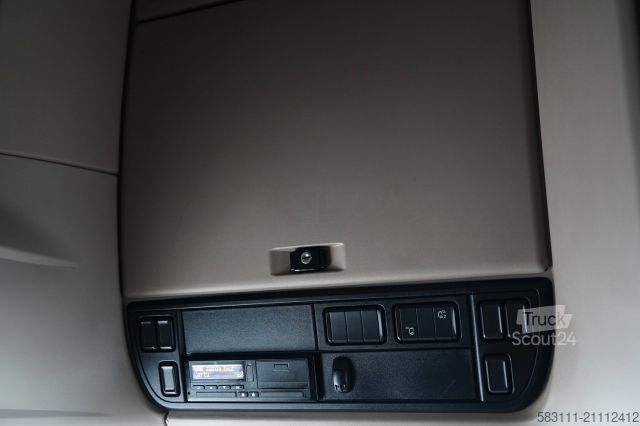 Standardowy ciągnik siodłowy DAF XF 480 / SUPER SPACE CAB / I-PARK COO