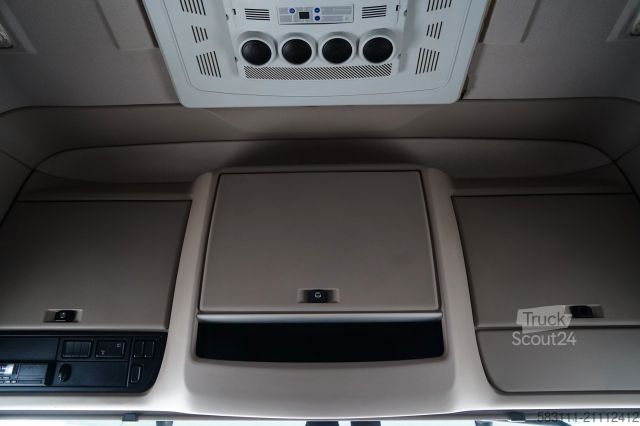 Standardowy ciągnik siodłowy DAF XF 480 / SUPER SPACE CAB / I-PARK COO