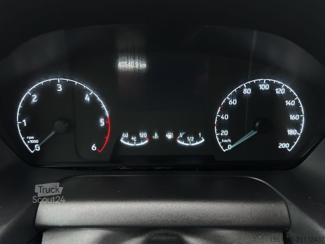 Vrachtwagen met bakwagen FORD Transit Koffer LBW Tür Klima 4,48mx2,30mx2,14m