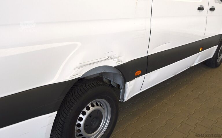Hög tak skåpbil MERCEDES-BENZ Sprinter 317 CDI MR L2H2 Automatik Klima LED#260