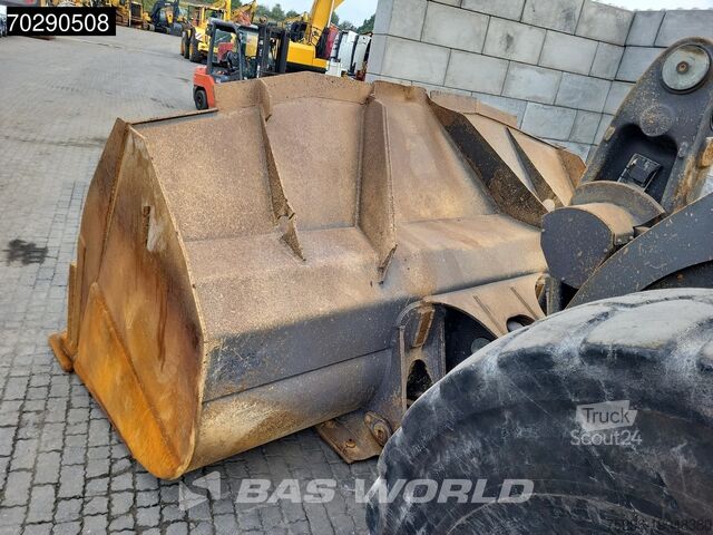 Ekskavatör Volvo L260 H CDC