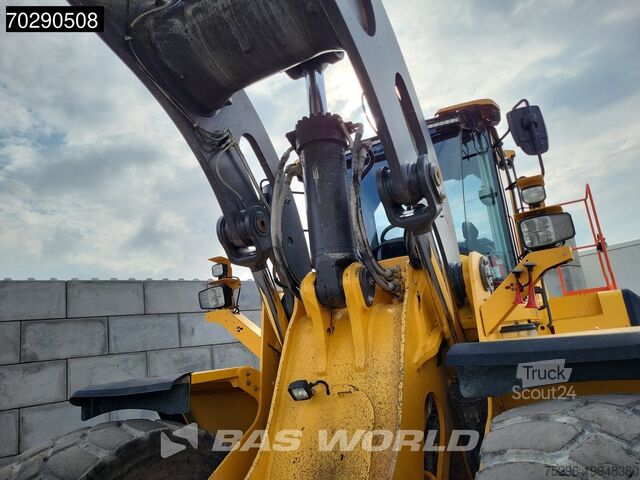 Ekskavatör Volvo L260 H CDC