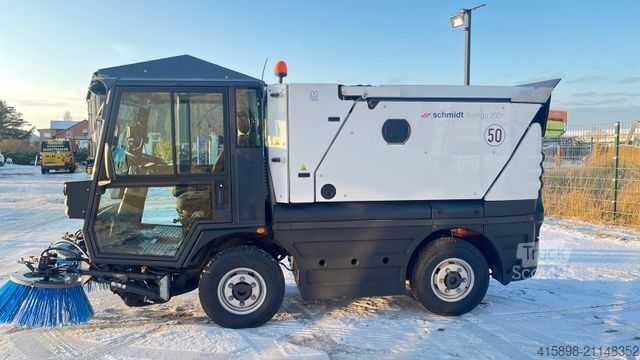 Özelleştirilmiş panelvan SCHMIDT Swingo 200+ Kehrmaschine Sweeper