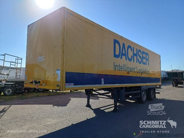 Reefer semitrailer Schmitz Cargobull Tiefkühler Standard Ladebordwand