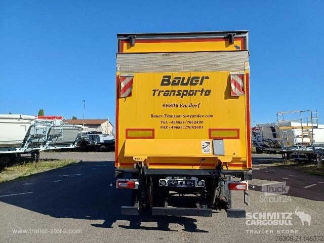 Reefer semitrailer Schmitz Cargobull Tiefkühler Standard Ladebordwand