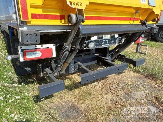 Reefer semitrailer Schmitz Cargobull Tiefkühler Standard Ladebordwand