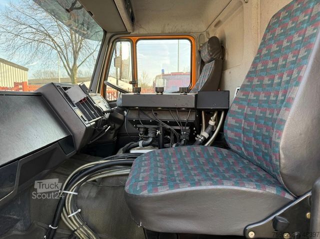 Veegmachine MERCEDES-BENZ 1417 SK Schörling Cityfant 97000KM Airport