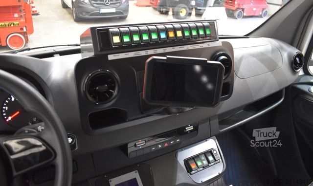 Camion de pompiers MERCEDES-BENZ Sprinter Rettungswagen