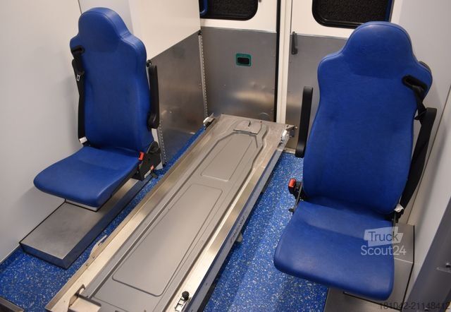 Camion de pompiers MERCEDES-BENZ Sprinter Rettungswagen