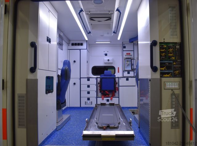 Camion de pompiers MERCEDES-BENZ Sprinter Rettungswagen