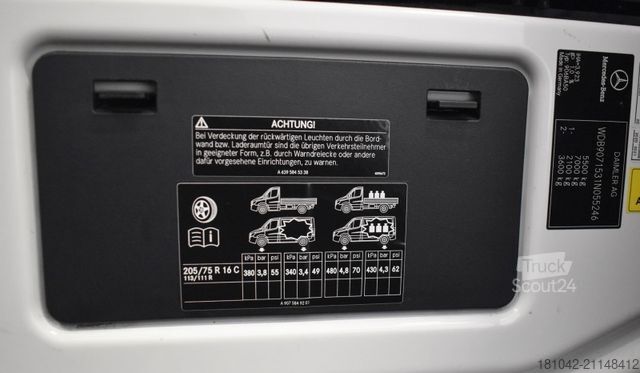 Camion de pompiers MERCEDES-BENZ Sprinter Rettungswagen