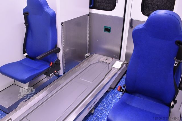 Camion de pompiers MERCEDES-BENZ Sprinter Rettungswagen