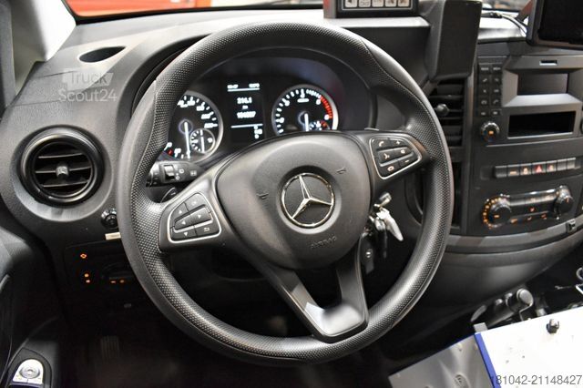 Camion de pompiers MERCEDES-BENZ Vito 4x4 Notarzt Einsatzfahrzeug NEF