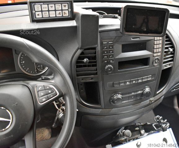 Camion de pompiers MERCEDES-BENZ Vito 4x4 Notarzt Einsatzfahrzeug NEF