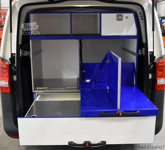 Camion de pompiers MERCEDES-BENZ Vito 4x4 Notarzt Einsatzfahrzeug NEF