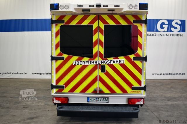 Camion de pompiers MERCEDES-BENZ Mercedes Benz Sprinter RTW Rettungswagen