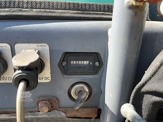 ممهد الأسفلت Vögele Super 700-3 I
