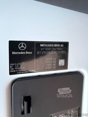 Kassevogn MERCEDES-BENZ Sprinter 319 CDI V6 Kasten 3,5t RWD L3H2