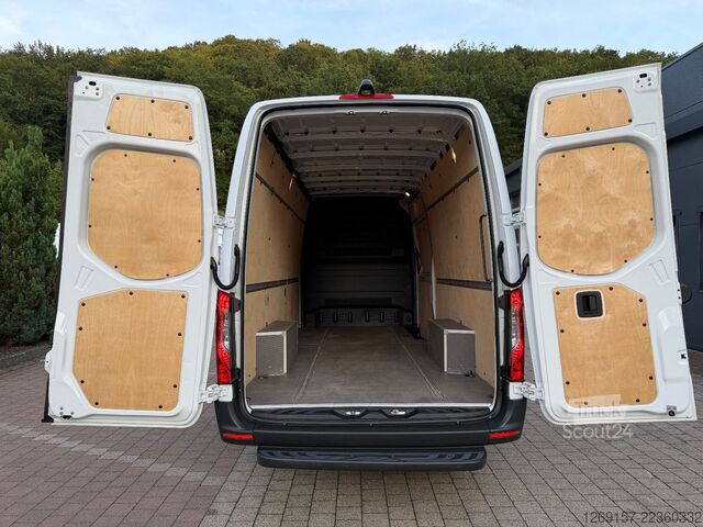 Kassevogn MERCEDES-BENZ Sprinter 319 CDI V6 Kasten 3,5t RWD L3H2