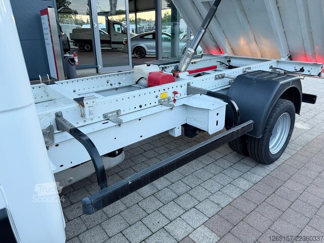 Savitarnos furgonas RENAULT Master Kipper 3,5t L2 * AHK3,5t *