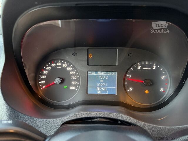 Pick-up furgonas MERCEDES-BENZ Sprinter 317CDI Pritsche DoKa RWD *AHK 3500 KG*
