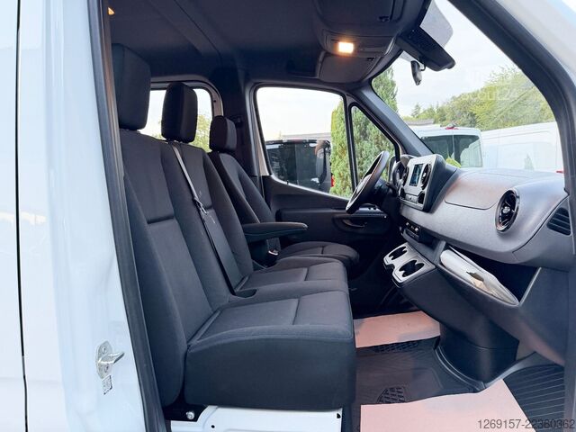 Pick-up furgonas MERCEDES-BENZ Sprinter 317CDI Pritsche DoKa RWD *AHK 3500 KG*