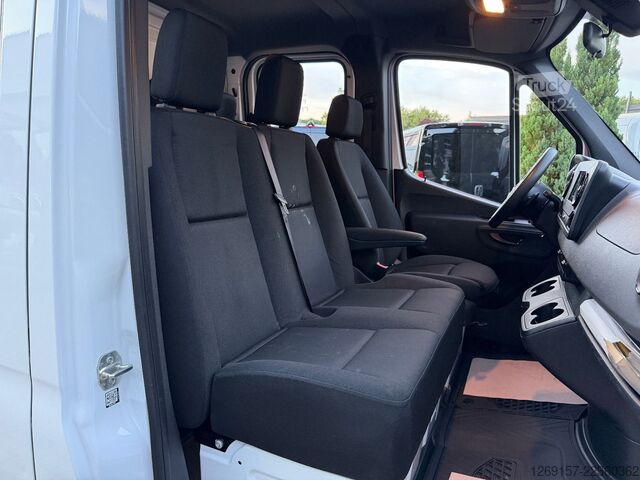 Pick-up furgonas MERCEDES-BENZ Sprinter 317CDI Pritsche DoKa RWD *AHK 3500 KG*