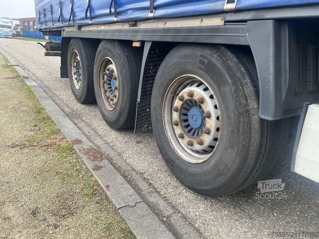 Curtain sided Krone N/A Tautliner / Coil / Discbrakes / SAF Axles /...