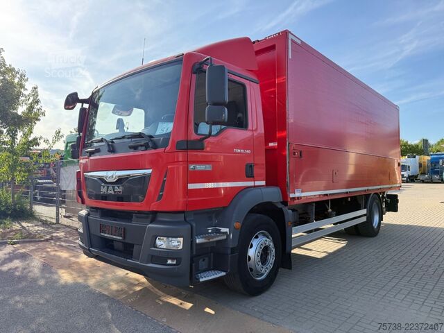 Вантажівка для напоїв MAN TGM 18.340 Getränkewagen Ewers Schwenkwandaufbau