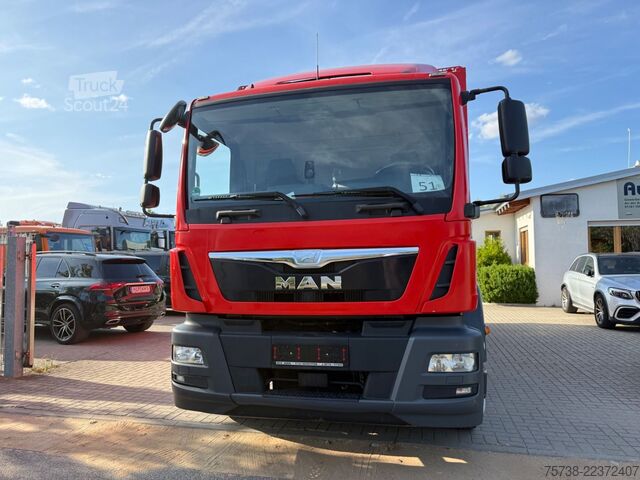 Вантажівка для напоїв MAN TGM 18.340 Getränkewagen Ewers Schwenkwandaufbau