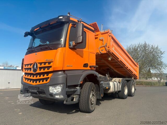 Camión volquete trilateral MERCEDES-BENZ Arocs 2646 LK 6x4 Meiller