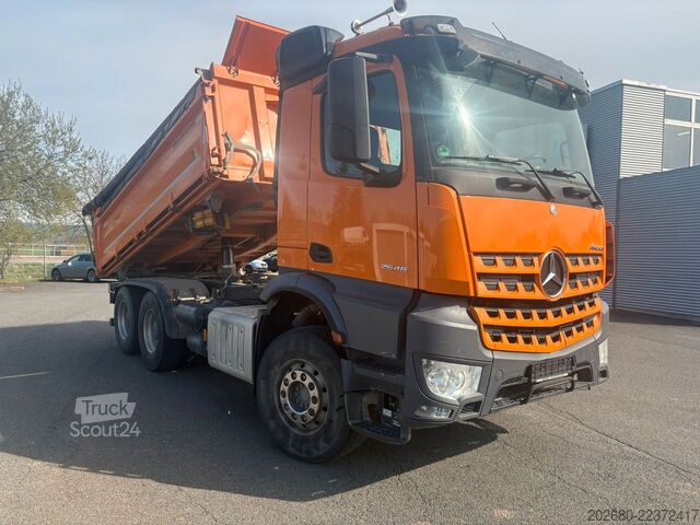 Camión volquete trilateral MERCEDES-BENZ Arocs 2646 LK 6x4 Meiller