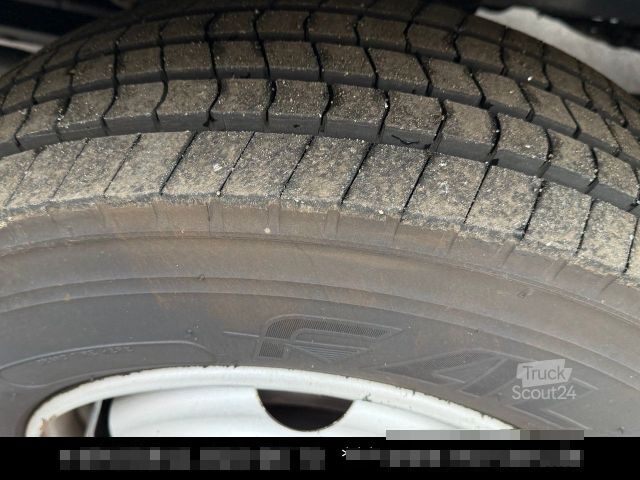 Fourgon tôlé MERCEDES-BENZ Atego 818 eur6 Möbel Maxi 7,00m lang 44 m³