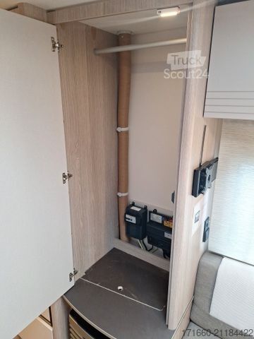 Caravane BÜRSTNER Premio Life 490 TK Etagenbetten, 1500kg