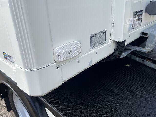 BE-SZM Iveco Daily 40C18 300 BE-Combi Koeling 1905 kg laadve...