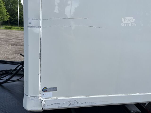 BE-SZM Iveco Daily 40C18 300 BE-Combi Koeling 1905 kg laadve...