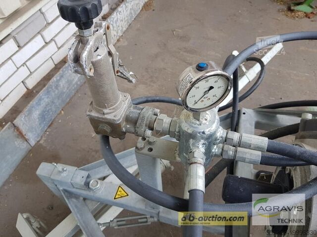 Reinigungsgeräte S-S Enginering B.V. ROADCLEANER