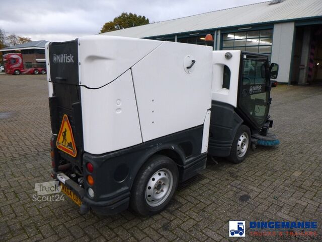 Barredora Nilfisk City Ranger CR3500 street sweeper