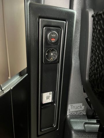 Караван/автодом MERCEDES-BENZ V300 LANG MARCO POLO AMG-LINE LED 360° AHK KÜCHE