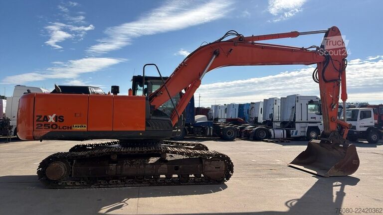 Pelle sur chenilles Hitachi ZX250LCH-5A (AIRCO / 6.868 HOURS / BELGIAN MACH...