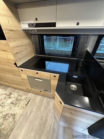 INTERHORSE korirakentaja - asuntoauto Mercedes-Benz ACTROS L GIGA LINER - Reisemobil