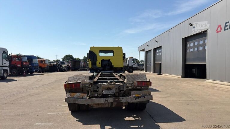 Πλαίσιο με καμπίνα Volvo FM 12 - 420 (EJES GRANDES / SUSPENSIÓN DE ACERO...