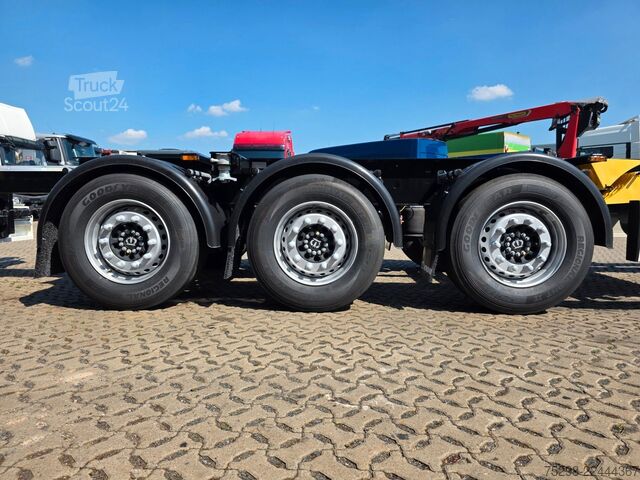 شبه مقطورة بهيكل قابل للتبديل KRONE SD / Teleskop | 11.908mm-13.403mm