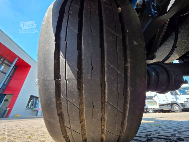 شبه مقطورة بهيكل قابل للتبديل KRONE SD / Teleskop | 11.908mm-13.403mm