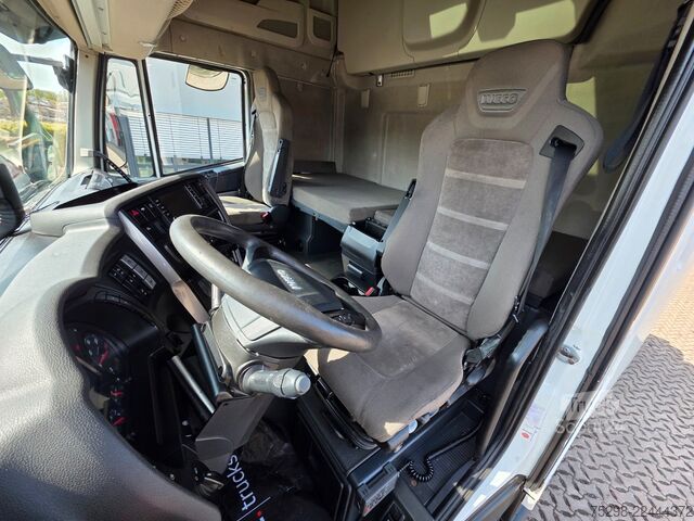 Стандартний тягач IVECO Stralis 420 / Intarder
