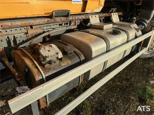 System för krokarm Mercedes-Benz Actros 2848 4x4+2 snow rigged hook truck. WATCH VI