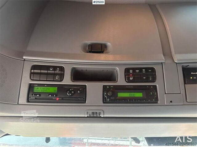 System för krokarm Mercedes-Benz Actros 2848 4x4+2 snow rigged hook truck. WATCH VI