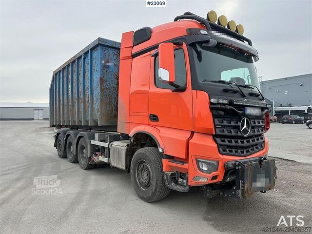 Система крюкообразных рычагов Mercedes-Benz Arocs 8x4 fully plow rigged hook truck w/ underlyi