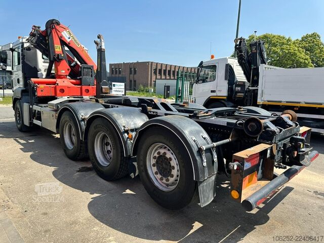 Containertransport (haakarmsysteem) MAN TGS 35.400 8x4 TRIDEM HOOKLIFT T22 + CRANE PALF...