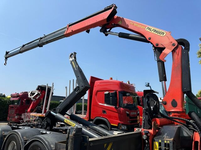 Containertransport (haakarmsysteem) MAN TGS 35.400 8x4 TRIDEM HOOKLIFT T22 + CRANE PALF...